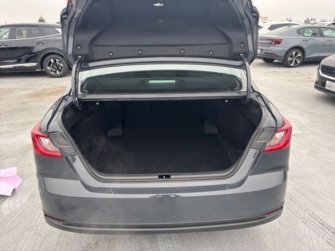 Used 2025 Toyota Camry LE image 30