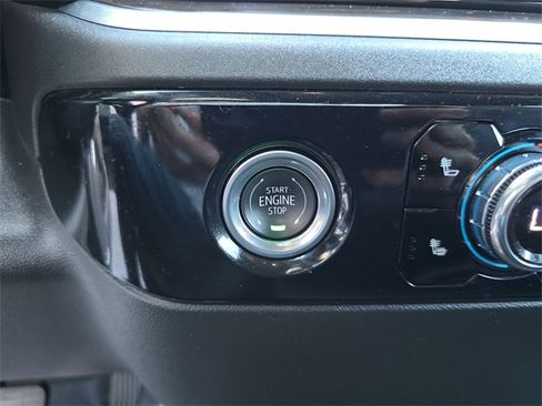 Certified 2024 GMC Sierra 1500 SLT image 26