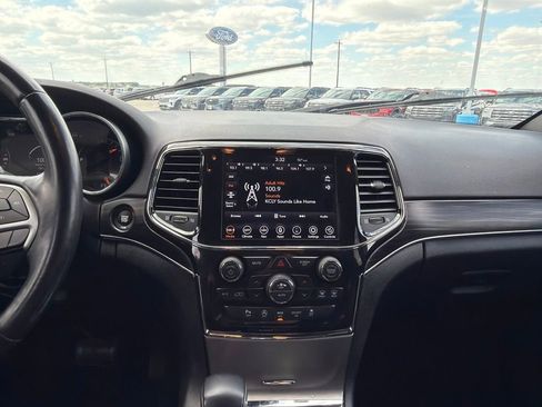 Used 2021 Jeep Grand Cherokee Limited AWD/4WD image 14