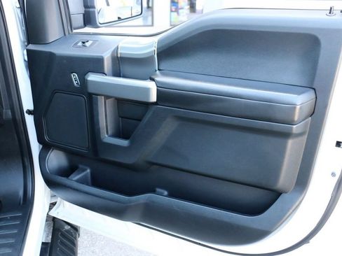 Used 2017 Ford F150 XLT w/ Equipment Group 302A Luxury AWD/4WD image 34
