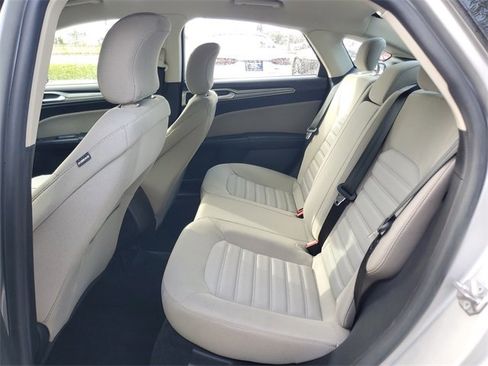 Used 2018 Ford Fusion S image 9