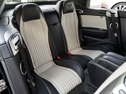 Used 2016 Bentley Continental GT image 27