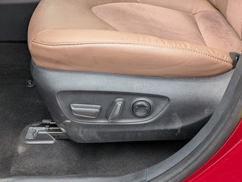 Used 2024 Toyota Grand Highlander AWD Hybrid image 16