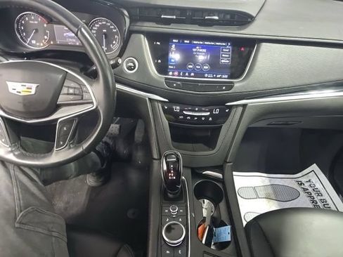 Used 2023 Cadillac XT5 Premium Luxury AWD/4WD image 19