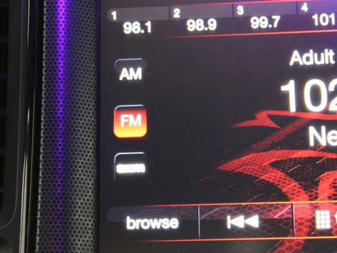 Used 2016 Dodge Challenger SXT Plus image 29