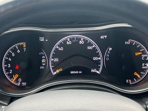 Used 2022 Jeep Grand Cherokee Limited image 34