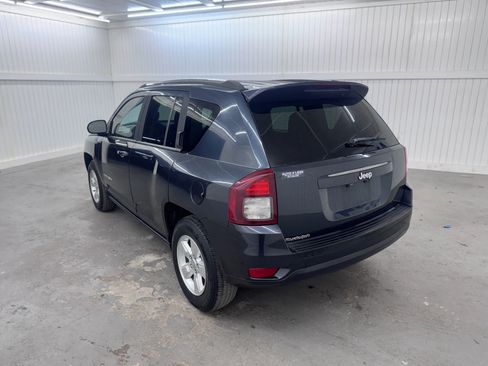 Used 2015 Jeep Compass Sport image 7