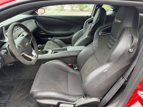 Used 2014 Chevrolet Camaro Z/28 RWD image 16