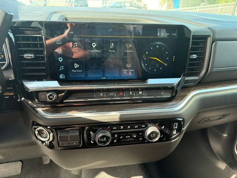 Used 2025 Chevrolet Silverado 2500 LT w/ Convenience Package AWD/4WD image 20
