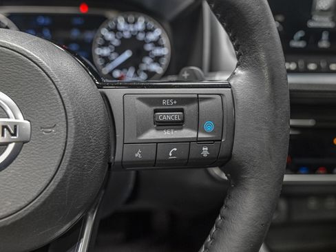 Used 2021 Nissan Rogue SL w/ Premium Package image 20