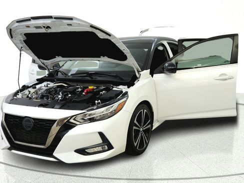 Used 2023 Nissan Sentra SR FWD image 10