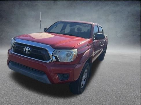 Used 2013 Toyota Tacoma PreRunner image 18
