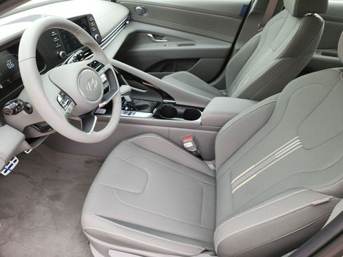 New 2026 Hyundai Elantra SEL Sport Premium FWD image 8