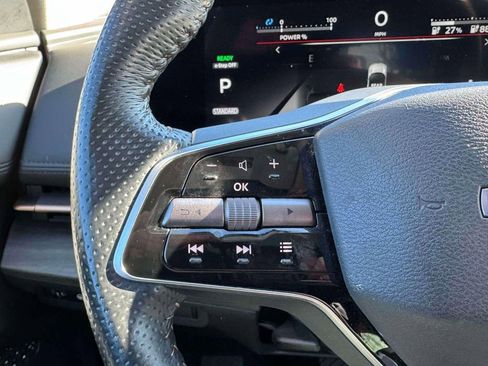 Certified 2023 Nissan Ariya FWD image 20