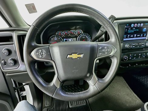 Used 2018 Chevrolet Silverado 1500 LT w/ Trailering Package AWD/4WD image 12