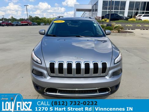 Used 2016 Jeep Cherokee Limited AWD/4WD image 2