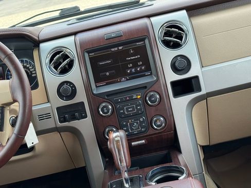 Used 2013 Ford F150 King Ranch w/ King Ranch Luxury Pkg AWD/4WD image 5