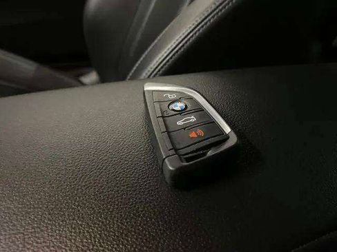 Used 2025 BMW 430i Convertible w/ Premium Package RWD image 91