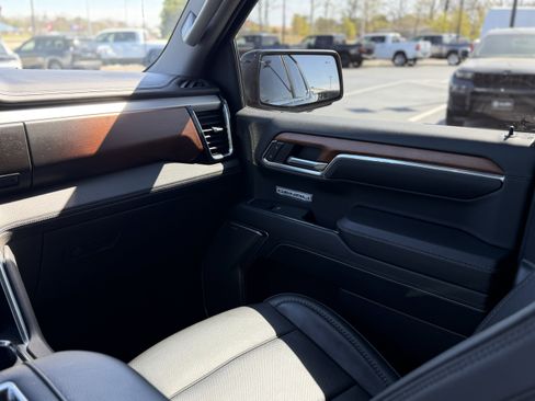 Used 2022 GMC Sierra 1500 Denali image 18