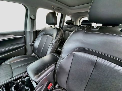 Used 2023 Jeep Grand Cherokee 4WD 4xe w/ Luxury Tech Group II image 10
