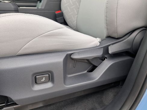 New 2026 Toyota Tacoma SR5 image 11