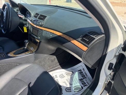 Used 2008 Mercedes-Benz E 350 Sedan image 22