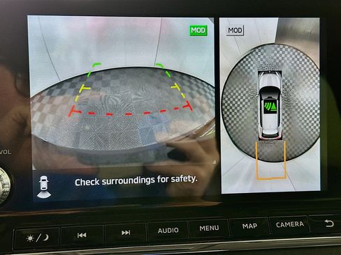 Used 2023 Mitsubishi Outlander SE image 23