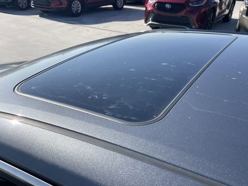 Used 2012 Toyota Camry SE image 6