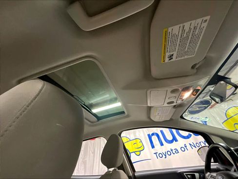 Used 2019 Ford EcoSport SE image 22