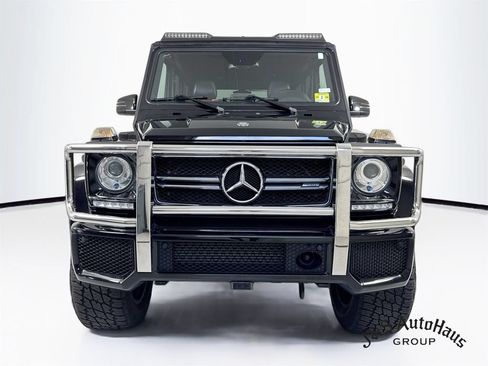 Used 2017 Mercedes-Benz G 63 AMG 4MATIC image 2