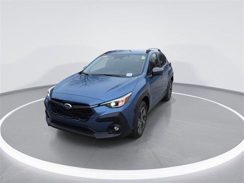 Used 2024 Subaru Crosstrek 2.0i Premium w/ Crosstrek Mirror Package image 3