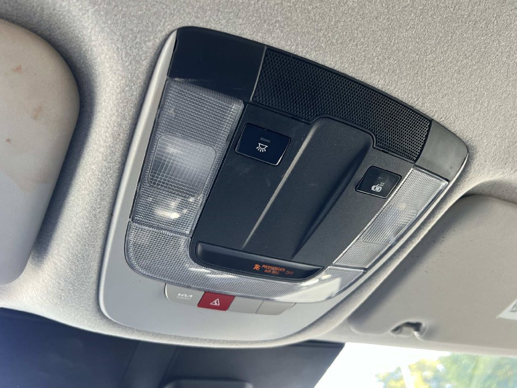 Used 2023 Kia Niro EX FWD image 39