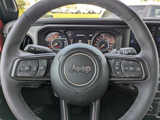 Used 2026 Jeep Wrangler Unlimited Sport AWD/4WD image 18