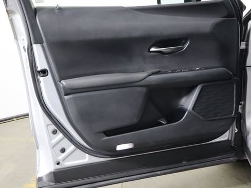 Used 2019 Lexus UX 250h w/ Premium Package AWD/4WD image 19