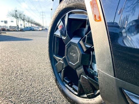 Certified 2026 Kia Sportage X-Line w/ X-Line Technology Package image 2