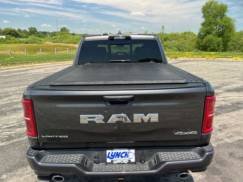 Used 2026 RAM 1500 Limited AWD/4WD image 36