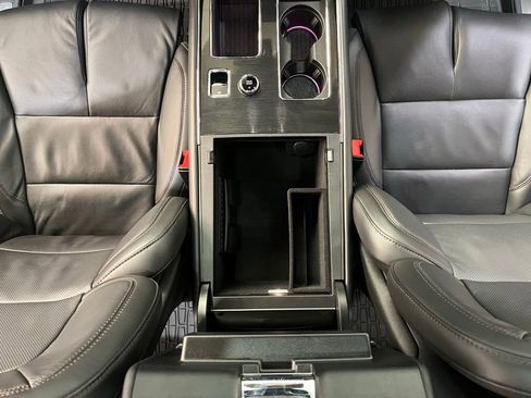 Used 2024 Lincoln Aviator Reserve w/ Equipment Group 201A image 25