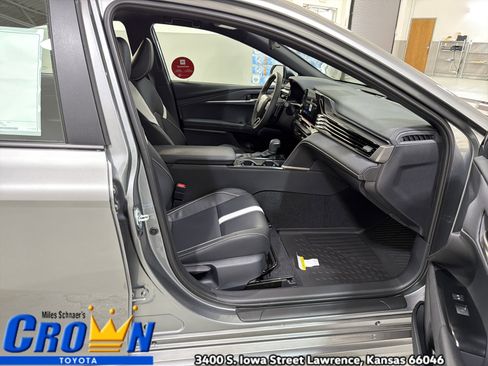 New 2026 Toyota Camry SE image 36