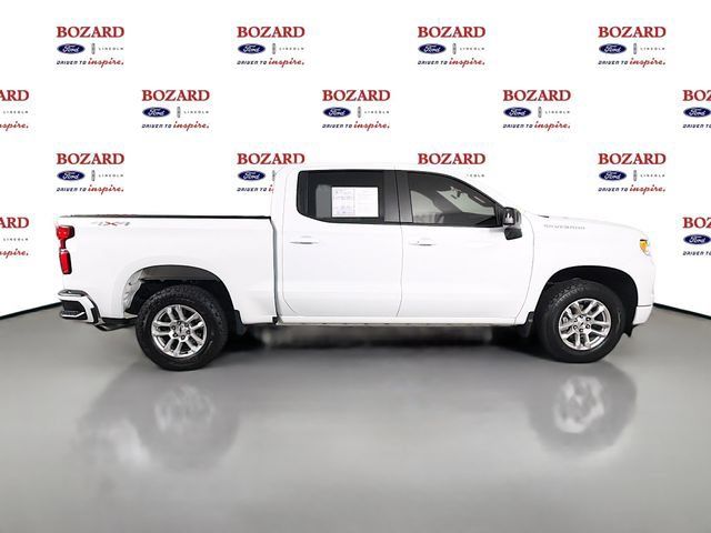 Used 2024 Chevrolet Silverado 1500 RST AWD/4WD image 9