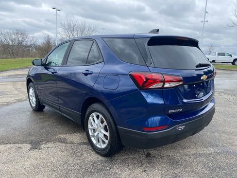 Used 2023 Chevrolet Equinox LS AWD/4WD image 5
