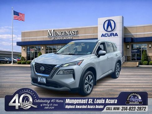 Used 2022 Nissan Rogue SV AWD/4WD image 1
