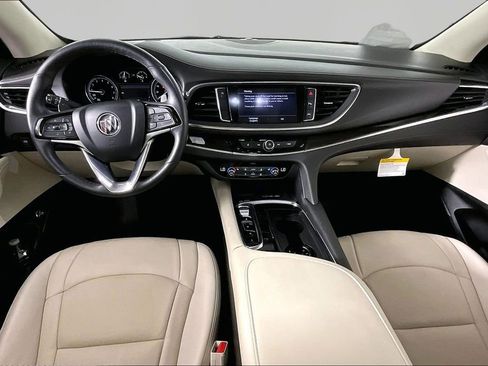 Used 2024 Buick Enclave Essence FWD image 7