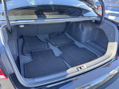 Used 2022 Volkswagen Passat 2.0T R-Line image 39