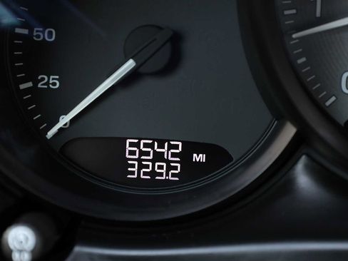 Used 2025 Porsche Macan S AWD/4WD image 18