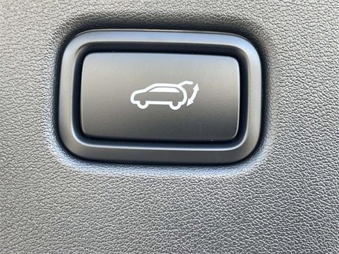 New 2025 Kia EV6 Wind image 19