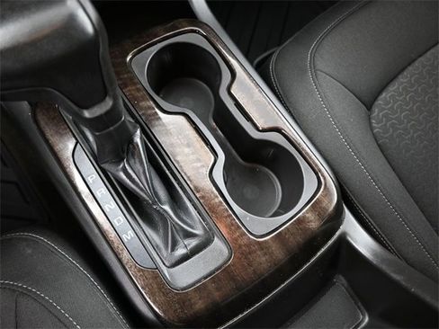 Used 2016 GMC Canyon SLE w/ SLE Convenience Package image 33