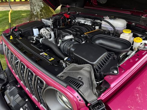 Used 2024 Jeep Wrangler Unlimited Rubicon 392 image 74