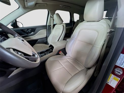 Used 2022 Lincoln Corsair Reserve w/ Elements Package image 12