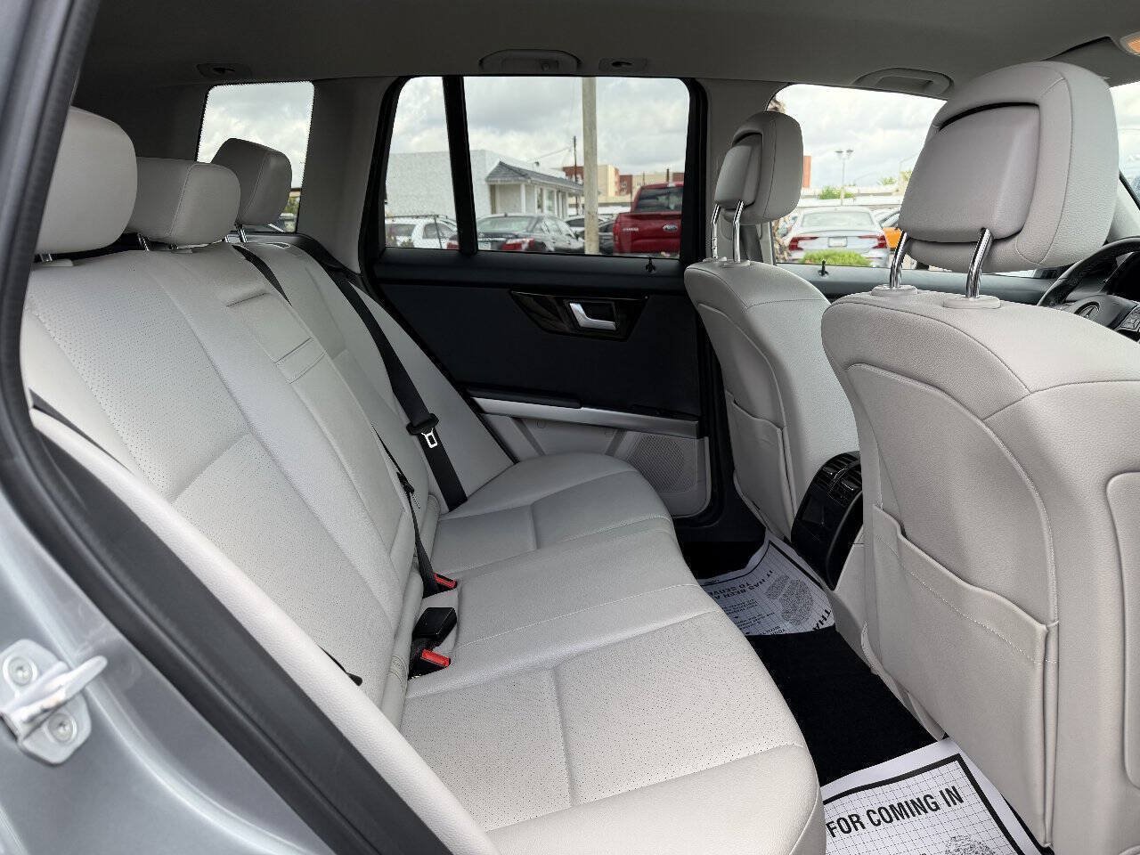 Used 2015 Mercedes-Benz GLK 250 BlueTEC 4MATIC w/ Appearance Package image 13