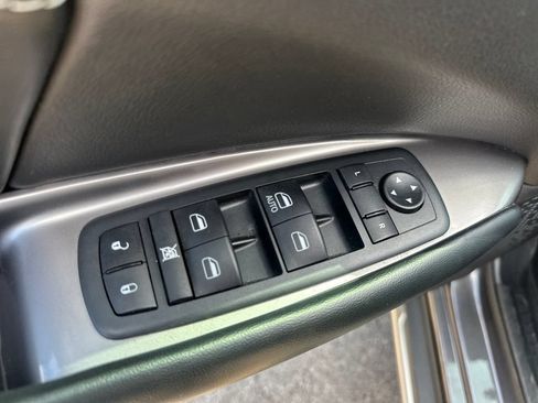 Used 2020 Dodge Journey Crossroad FWD image 13
